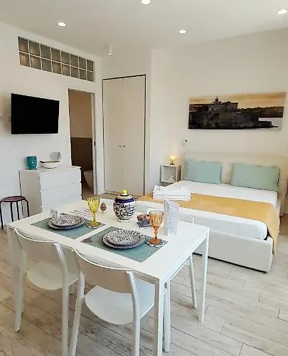 Barbara Classy 102 * Συρακούσες